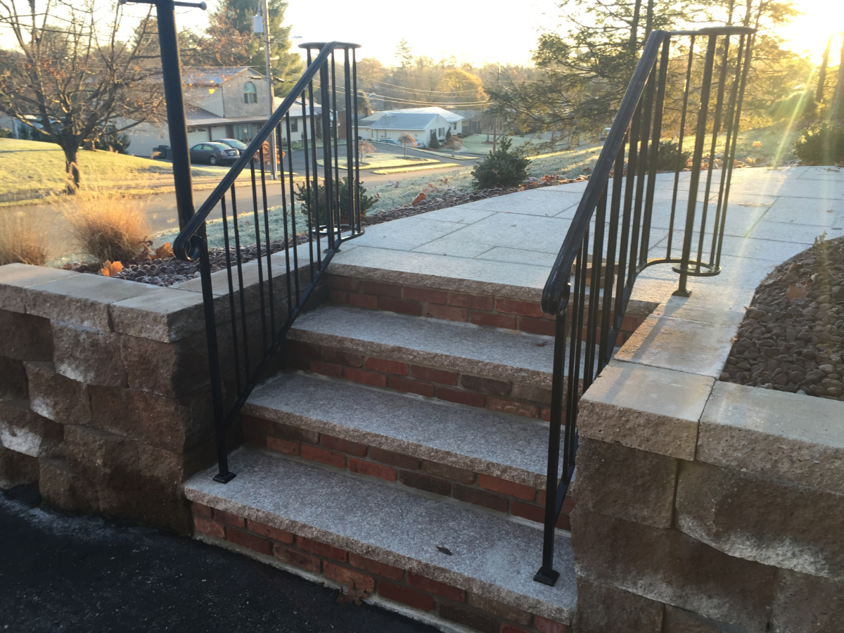 Curved Lateral Handrails